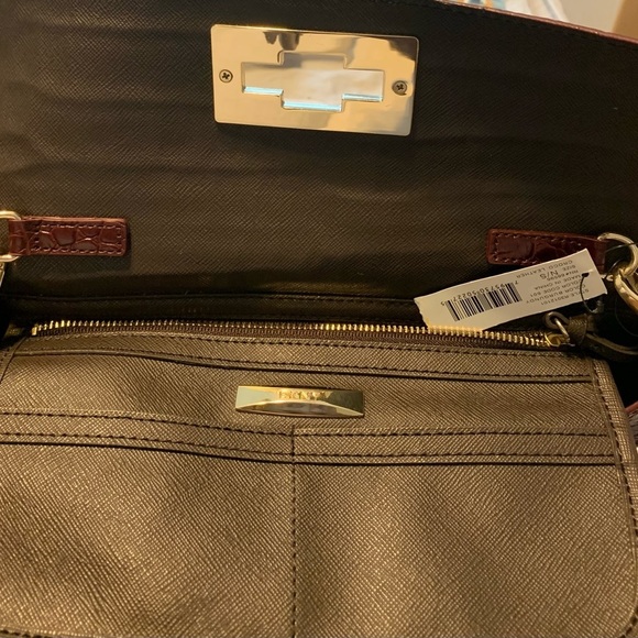 SOLD- Vintage Donna Karan DKNY oversized Clutch Purse with Chain Strap - Picture 11 of 12